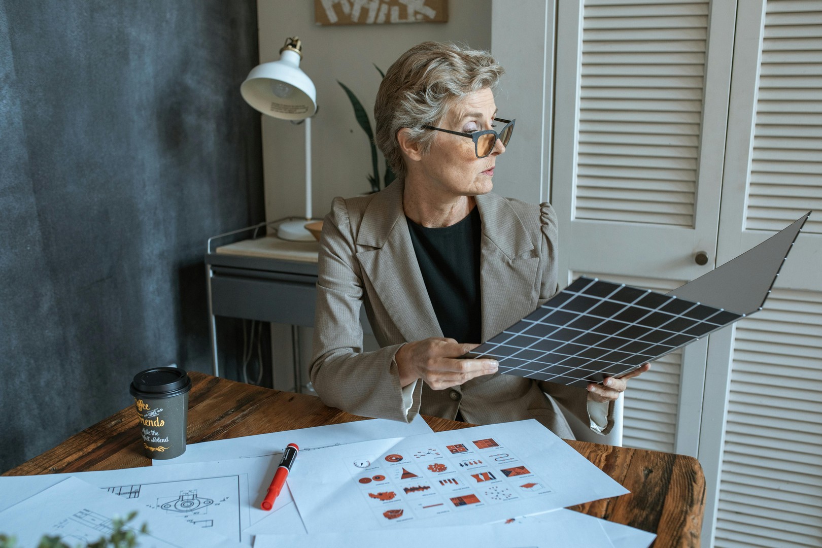 How to Find Reliable Suppliers on Alibaba and Beyond